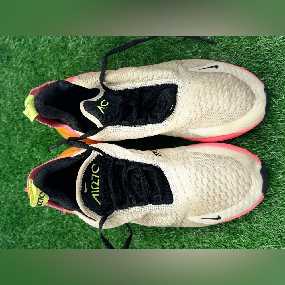 WMNS NIKE AIR MAX 270 SUMMIT‎ WHITE-BLACK-PINK SZ 9.5 [DJ5997-100]